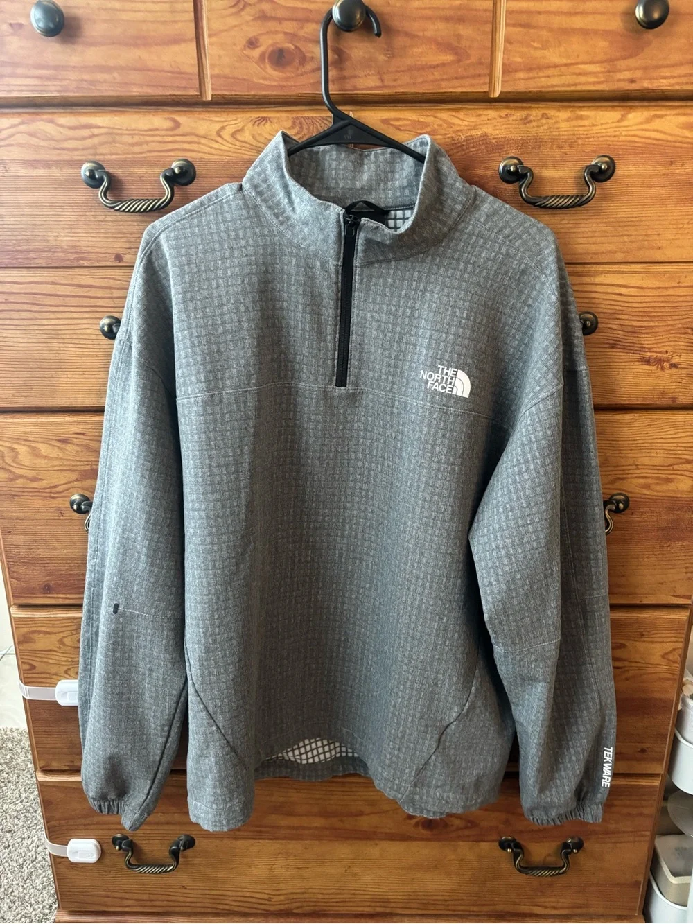 The North Face Men's Gray Half-Zip Performance Pullover